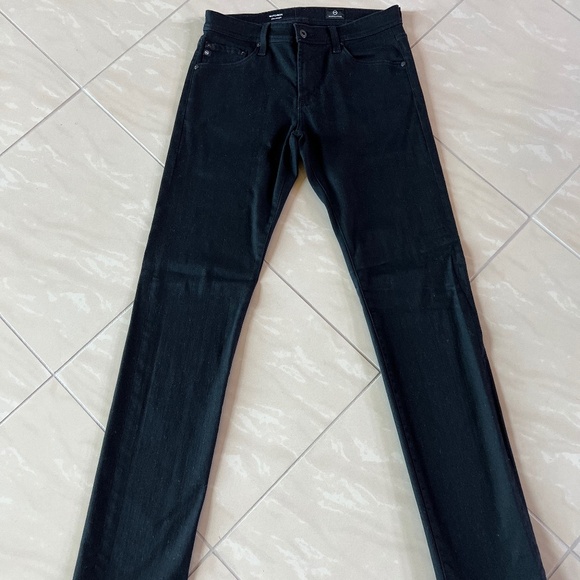 #2327 AG Adriano Goldschmied MatchBox Slim Straight Black size 30X34